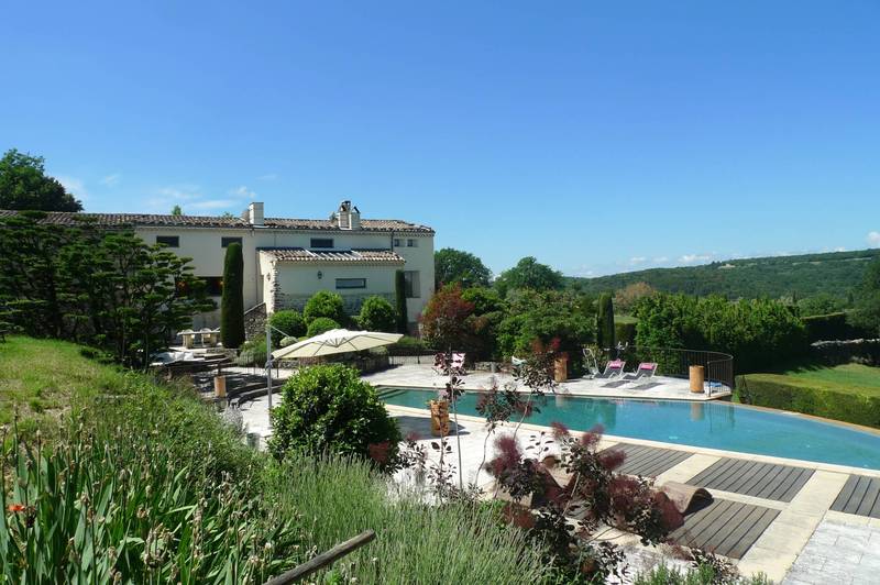 propriété vendue à Clansayes par Christine Miranda Immobilier 