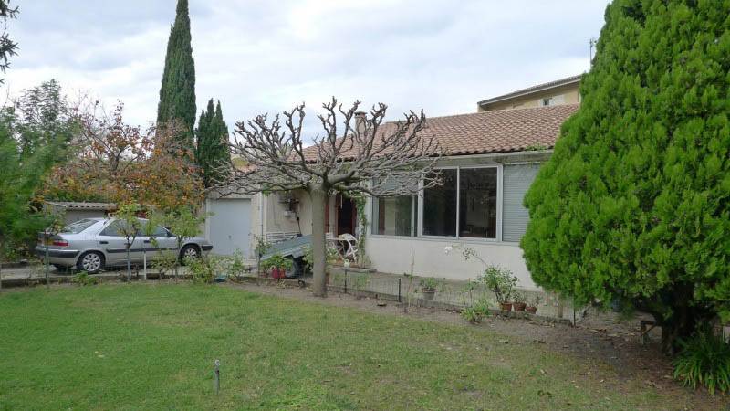 Villa Saint Paul 3 Châteaux, centre Dans quartier trés calme Villa Saint Paul 3 Châteaux, centre Dans quartier trés calme