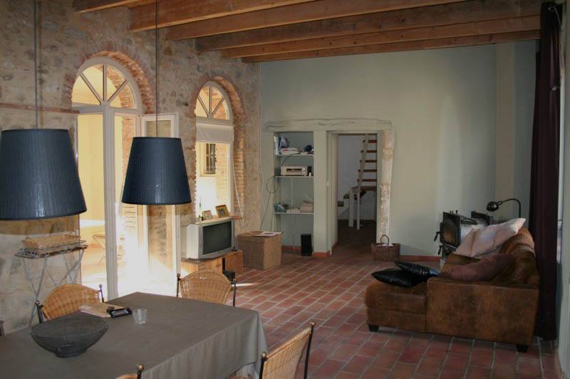 Maison de Village Enclave des Papes Beaucoup de charme Maison de Village Enclave des Papes Beaucoup de charme